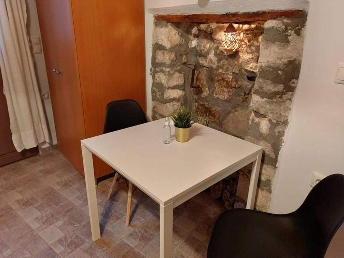 Drosostalida Villa Ano Simi Eksteriør bilde
